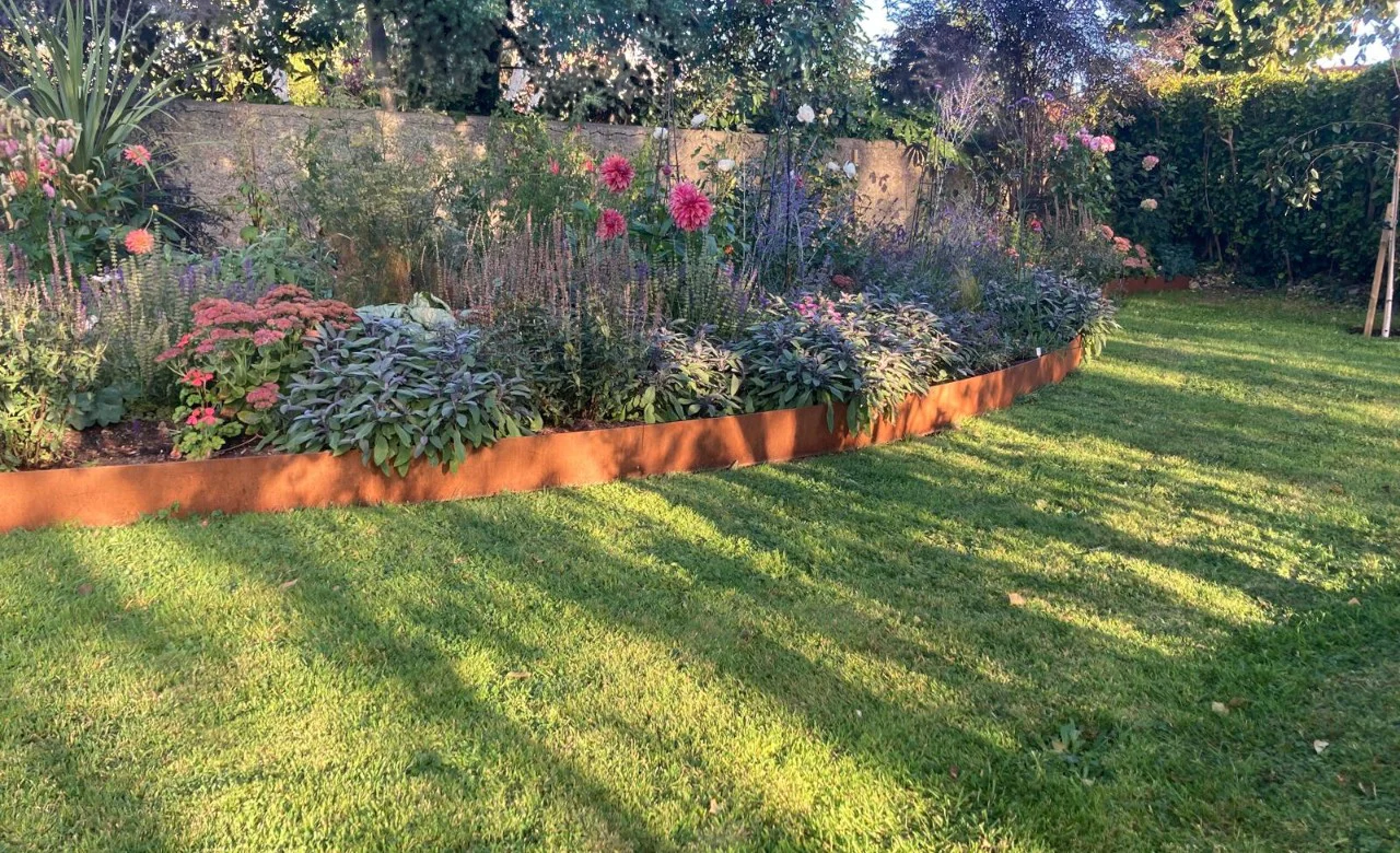 Corten flat top edging - Image 10
